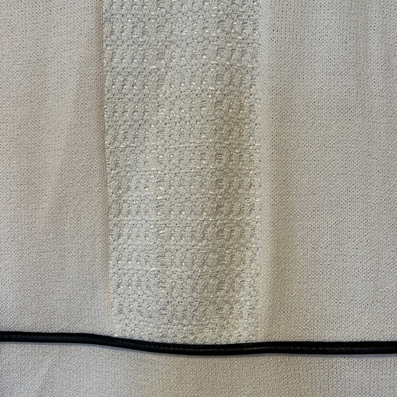 St. John two piece blazer and dress with leather detail size 4 - Picture 3 of 10